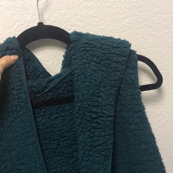 LAST 1️⃣! Soft Sherpa Hood Pocket Faux Fur Vest - Picture 5 of 6